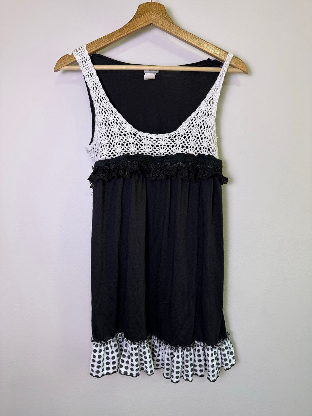 Daytrip Y2K Crochet Lace Babydoll Tank Top Polka Dot Ruffle Medium